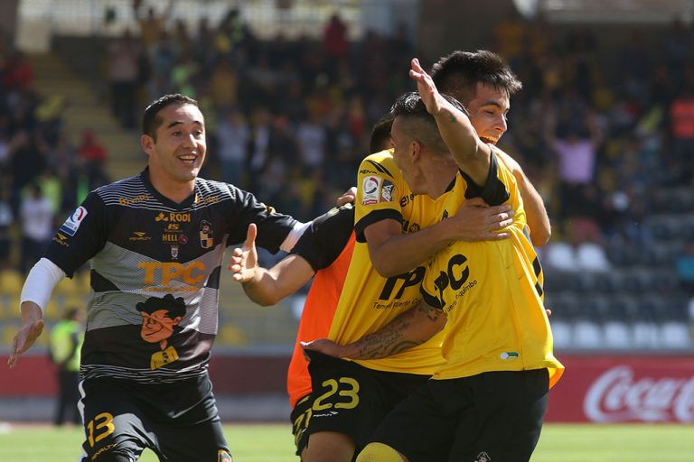 Coquimbo festejo 4_2 Barnechea (anfpcl)
