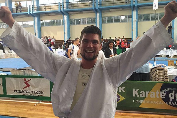 Rodrigo Rojas karate