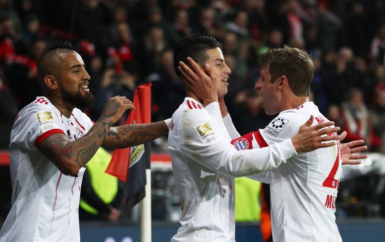 Leverkusen vs BAYERN (BM 6) - James y Vidal
