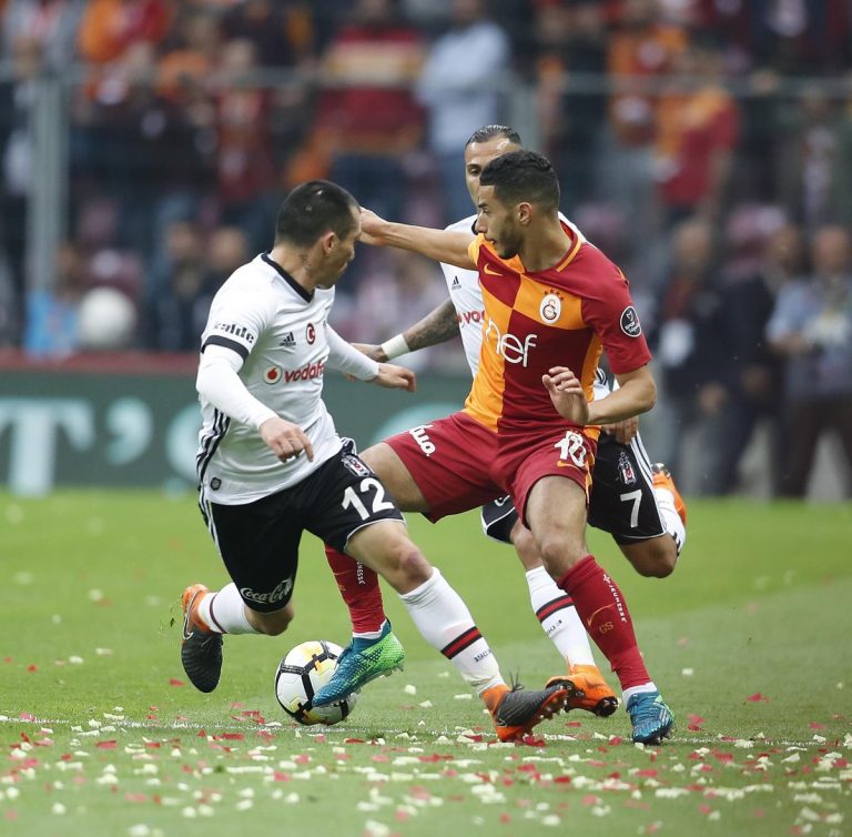 Gary Medel Besiktas vs Galatasaray