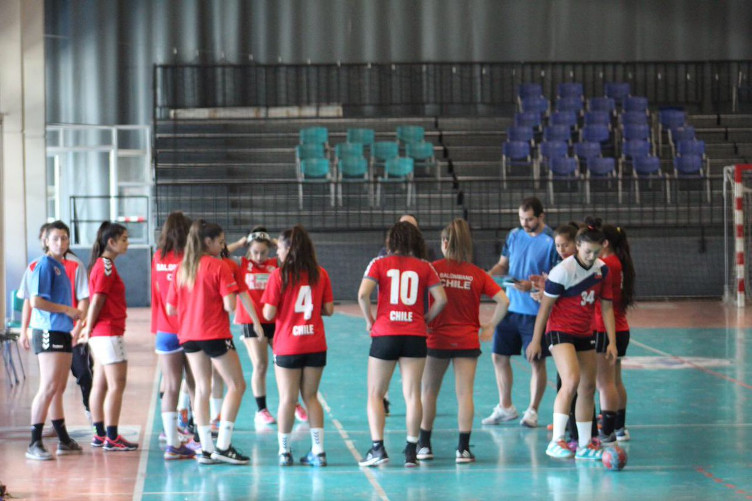 Selección-Chilena-Femenina-Juvenil-Handball-2018