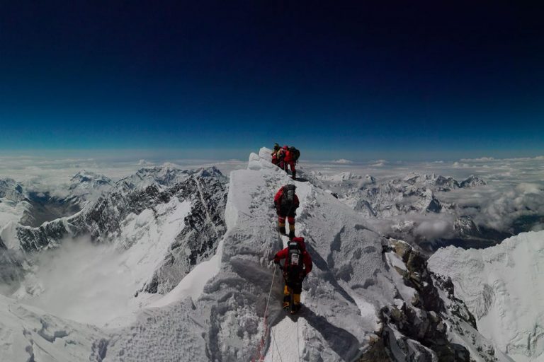 Hernán-Leal-Everest-y-Lhost