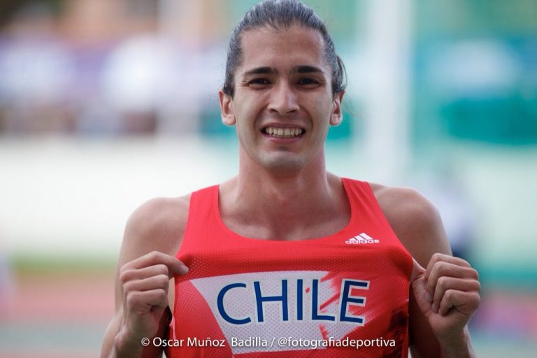 Abanderado Carlos Diaz (Team Chile)
