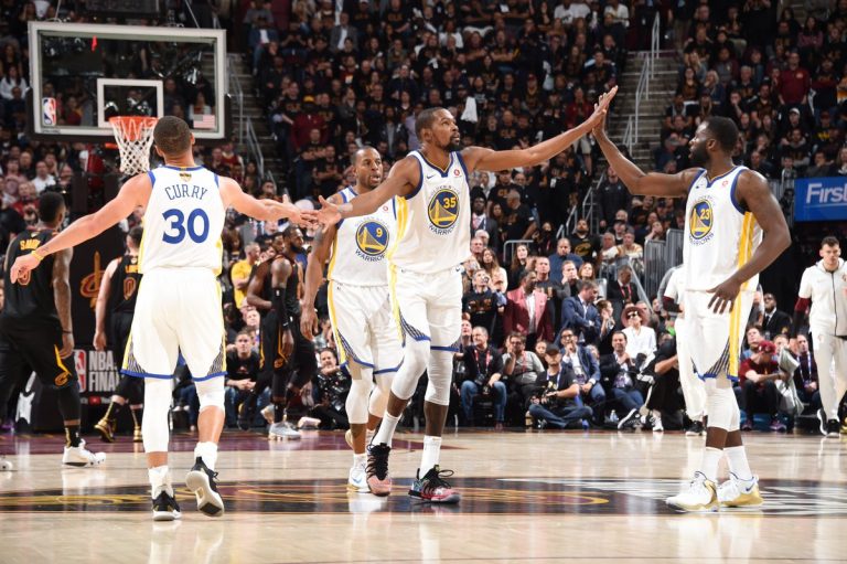 Cavs vs Warriors (NBA MX 2)