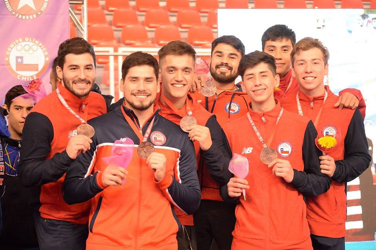 Chile-bronce-por-equipos-Panamericano-Karate-2018