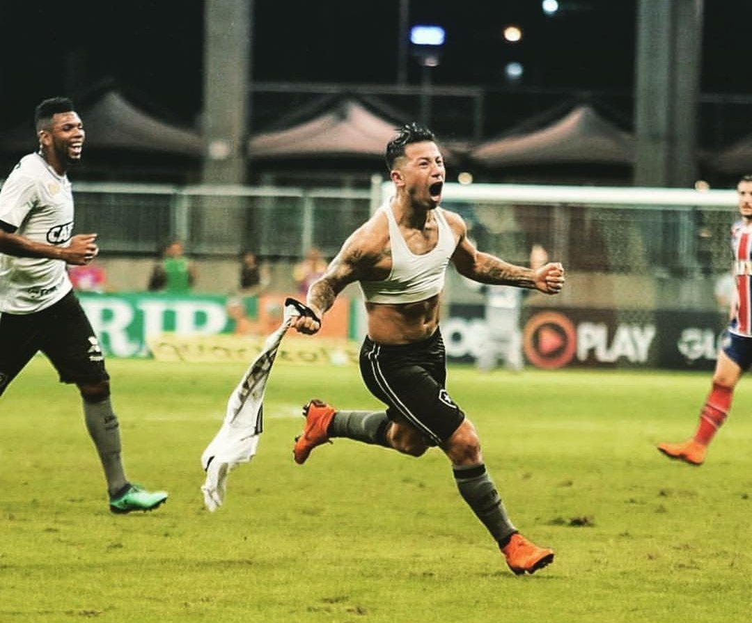 Leo Valencia 1