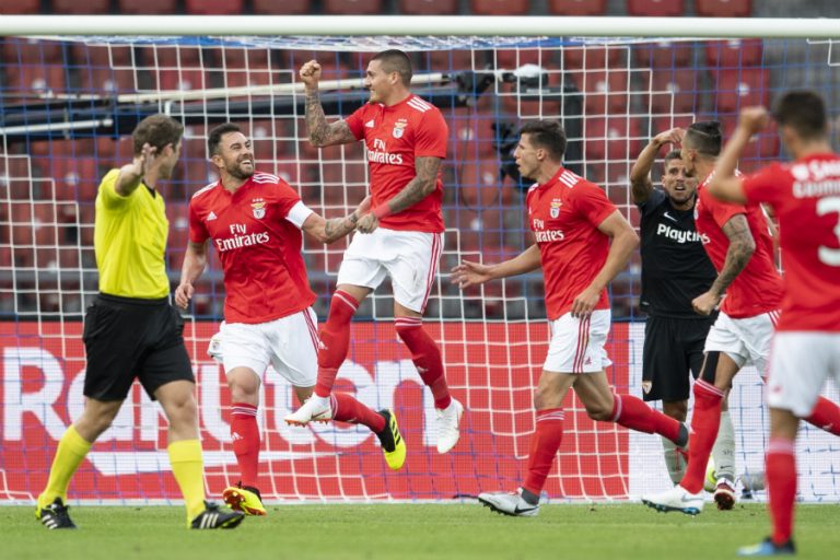 FC-SEVILLA-VS-BENFICA-23046029