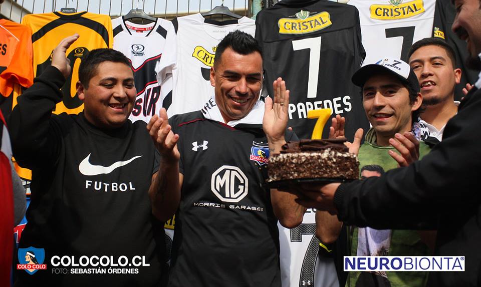 Esteban Paredes cumpleaños 38 (Colo Colo 1)
