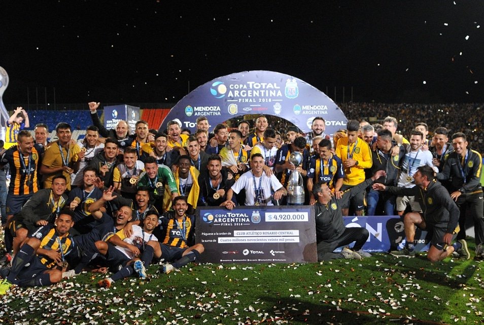 Central campeon vs Gimnasia LP (Copa ARG 10)