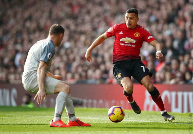 Manchester United vs Liverpool - Alexis (Man Es 1)