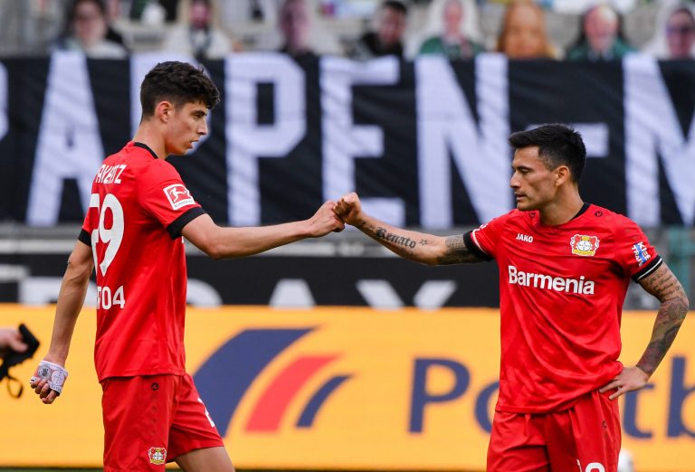 Borussia MG vs Bayer Leverkusen - Aranguiz (LEV 1)