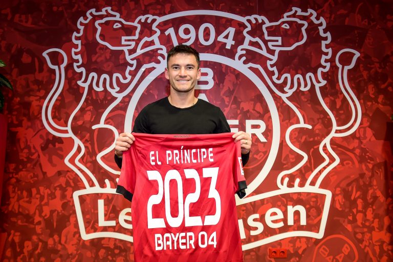 Charles Aranguiz 2023 (Bayer Leverkusen 1)