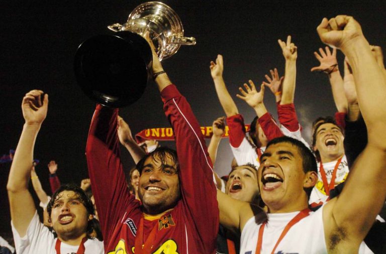 UE campeon Apertura 2005