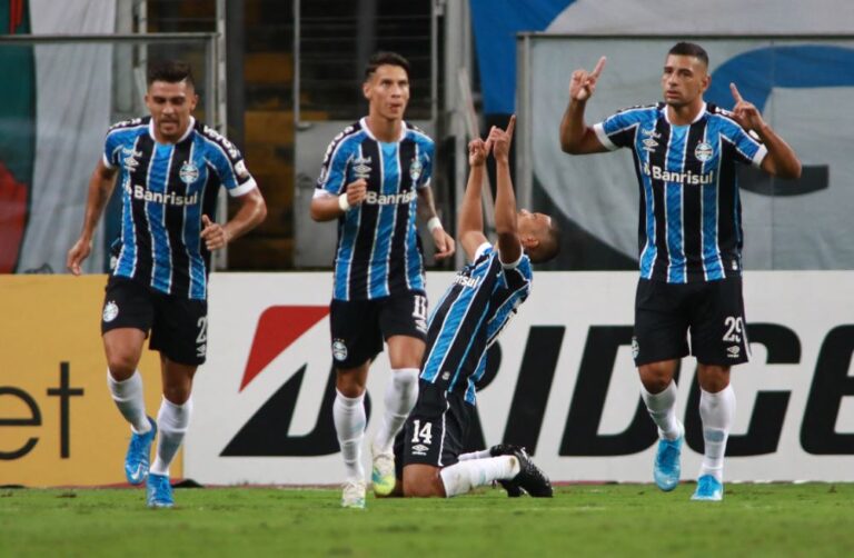 Gremio Pinares vs Ayacucho (Conmebol Libertadores E)