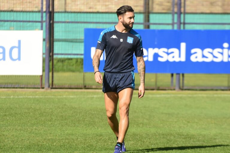 Racing Eugenio Mena