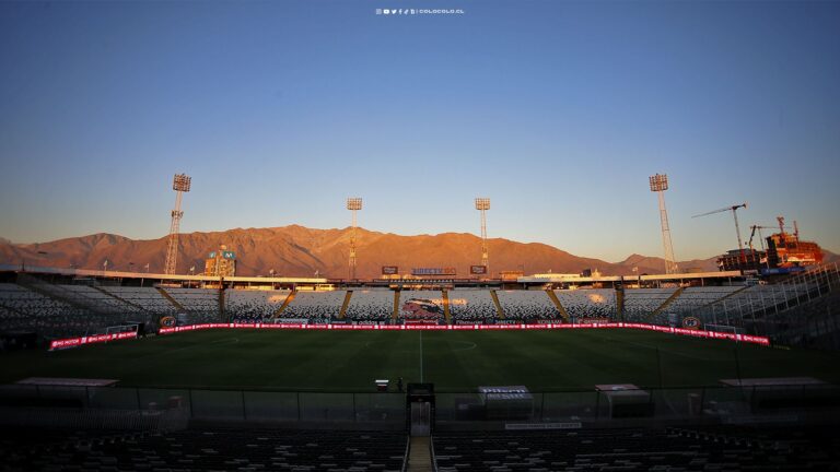 Estadio Monumental vacio (RS 1)