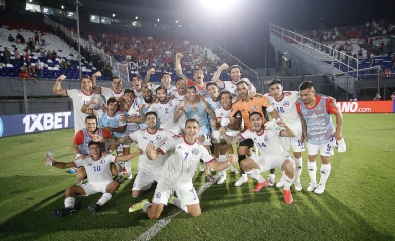 Paraguay vs Chile (LaRojacl 13)