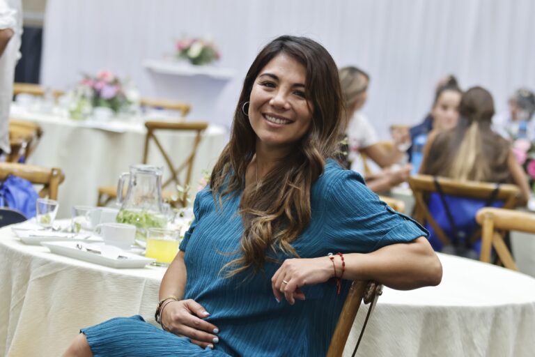 Maríaloreto González