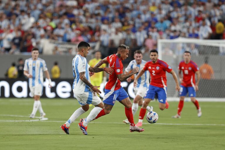 Chile vs Argentina (LaRojacl 3)