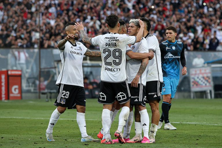 Colo Colo vs Deportes Iquique