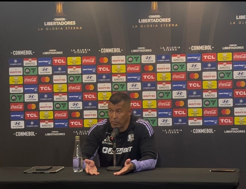 Jorge Almirón descartó una eventual salida de Colo Colo si pierde ante Racing: “Podemos sacar un buen resultado y cambia toda la energía”